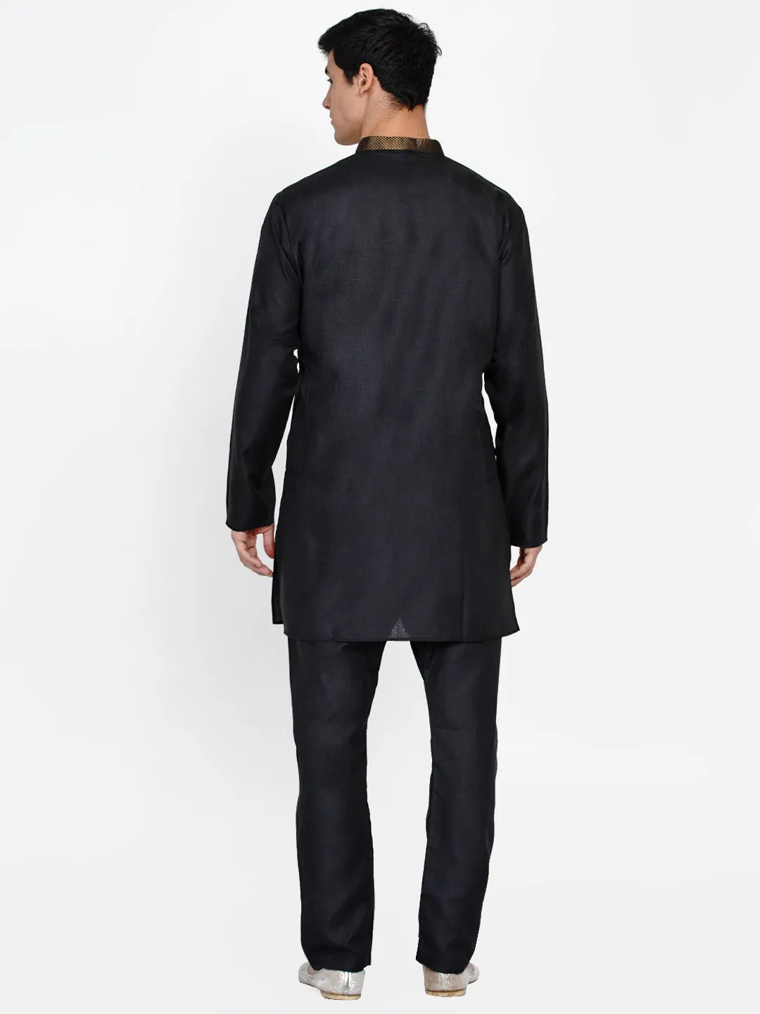 Men Black Embroidered Empire Kurta with Pyjamas