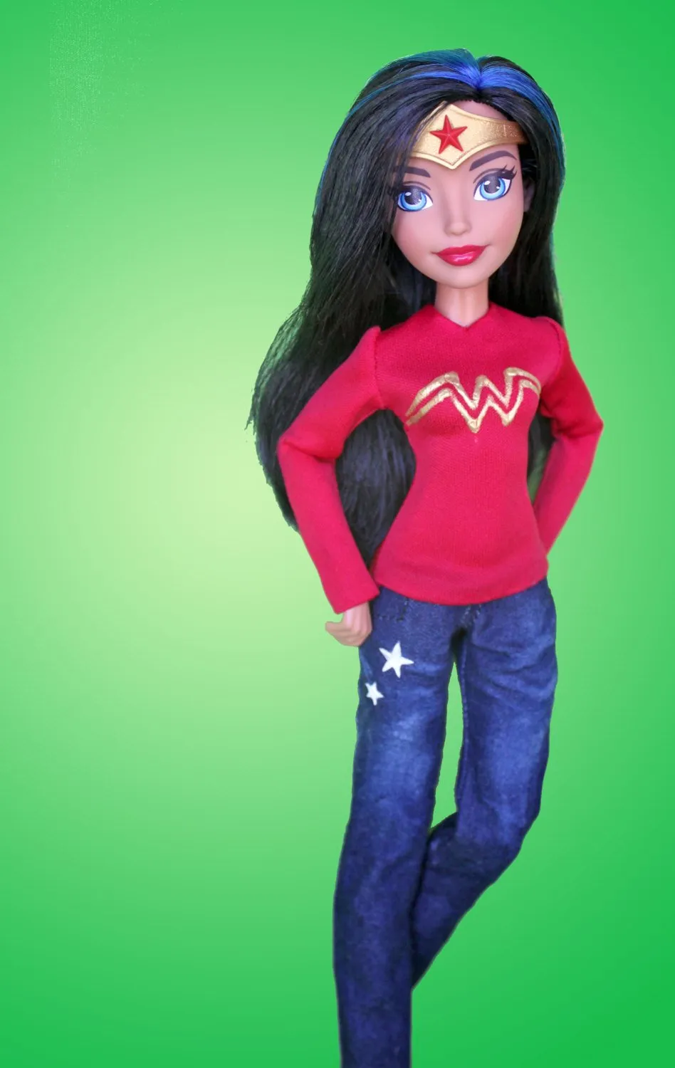 Super Hero Girl Basics: Jeans & T-Shirt